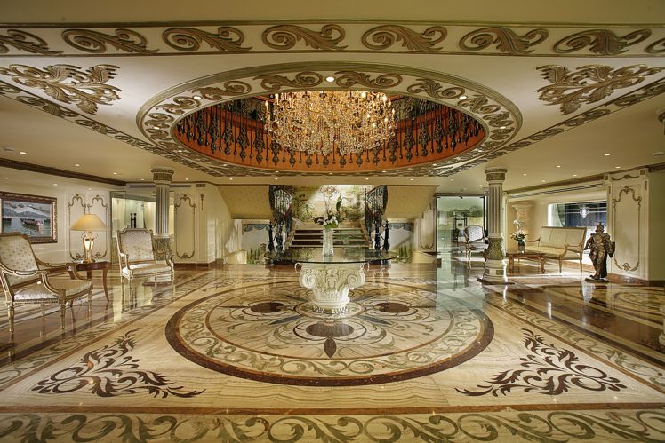 M/S Sonesta St. George Lobby